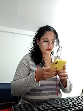 Snapshot of babyluna939 chatting on May 2026 11:43:02 PM babyluna939 online show from May 2026 11:43:02 PM