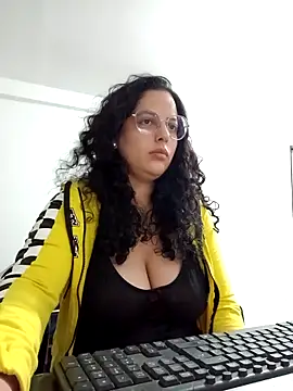 Snapshot of babyluna939 chatting on May 2026 11:41:01 PM babyluna939 online show from May 2026 11:41:01 PM