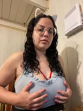 Snapshot of babyluna939 chatting on October 2025 11:23:02 AM babyluna939 online show from October 2025 11:23:02 AM