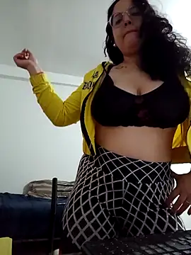 Snapshot of babyluna939 chatting on May 2026 01:59:02 PM babyluna939 online show from May 2026 01:59:02 PM