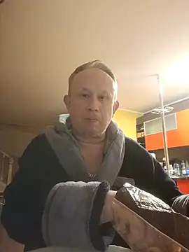 X46x online show from December 2025 05:35:01 AM