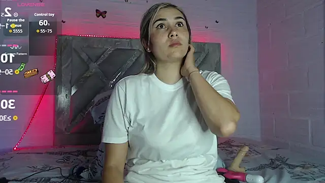 tami vega online show from October 2025 09:29:01 PM
