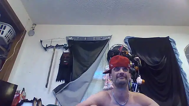 Snapshot of slinginbigD chatting on September 2025 11:31:02 PM slinginbigD online show from September 2025 11:31:02 PM