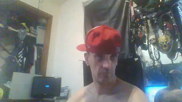 Snapshot of slinginbigD chatting on March 2025 02:58:02 PM slinginbigD online show from March 2025 02:58:02 PM