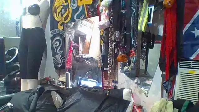 slinginbigD online show from November 2025 04:06:02 AM