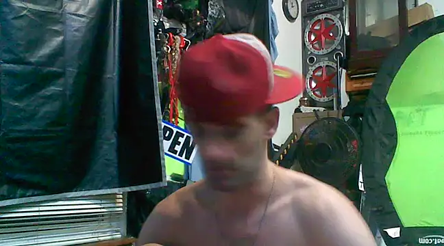 Snapshot of slinginbigD chatting on March 2025 05:47:02 AM slinginbigD online show from March 2025 05:47:02 AM