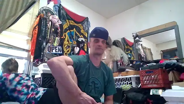 slinginbigD online show from March 2026 11:27:02 PM