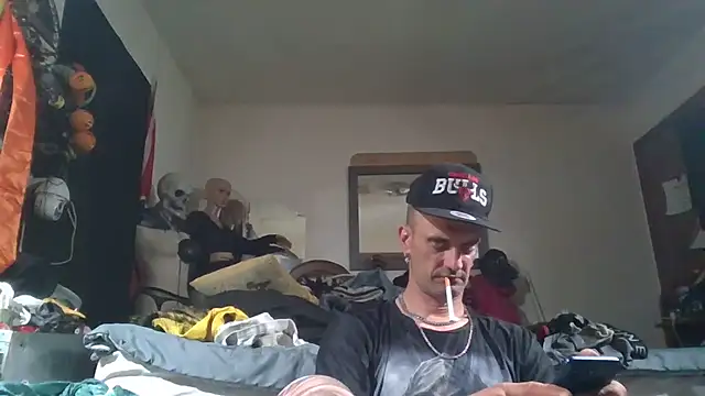 Snapshot of slinginbigD chatting on July 2026 06:00:02 AM slinginbigD online show from July 2026 06:00:02 AM
