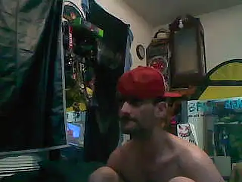 Snapshot of slinginbigD chatting on March 2025 06:28:02 AM slinginbigD online show from March 2025 06:28:02 AM