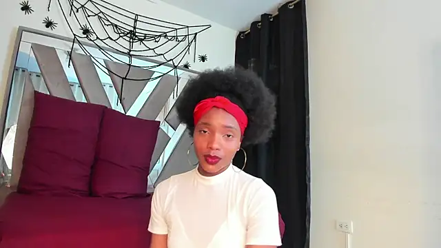 sara williams01 online show from October 2025 01:32:02 PM