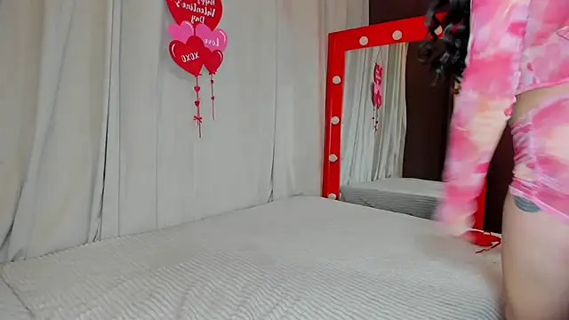 Little Ivy online show from February 2026 08:51:01 PM