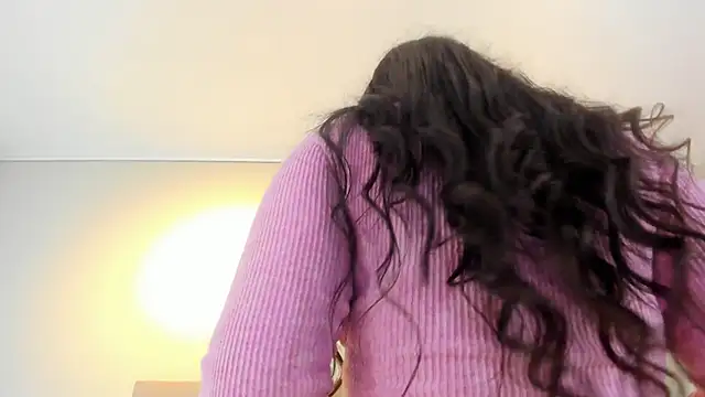 Isis Osman online show from February 2026 07:22:01 PM