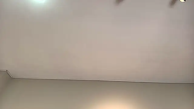 Isis Osman online show from March 2026 07:42:01 PM