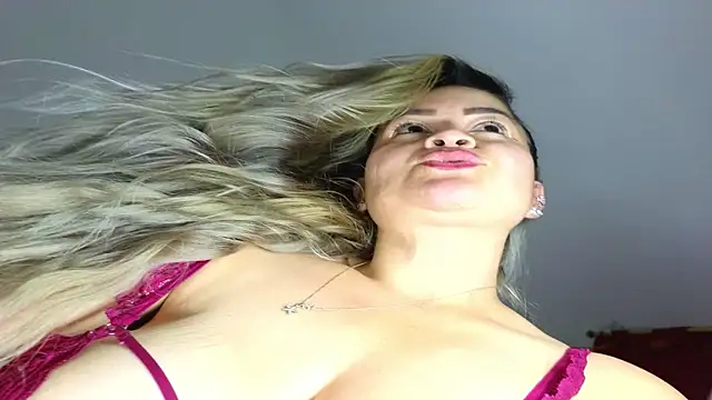 scarletteowens online show from March 2026 09:15:02 PM