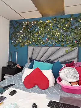 Grey Lorenz11 online show from February 2026 09:21:01 AM