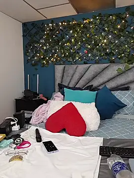 Grey Lorenz11 online show from February 2026 09:55:01 AM