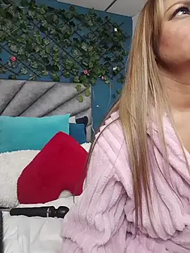 Grey Lorenz11 online show from March 2026 02:28:01 PM