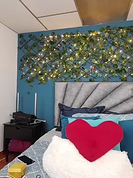 Grey Lorenz11 online show from February 2026 08:57:02 AM