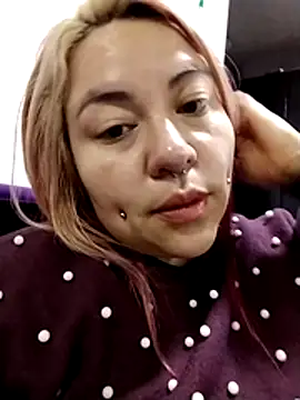 Bruja  Scarlata online show from November 2025 10:08:02 AM