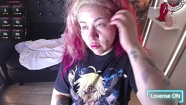 Bruja  Scarlata online show from November 2025 10:21:02 AM