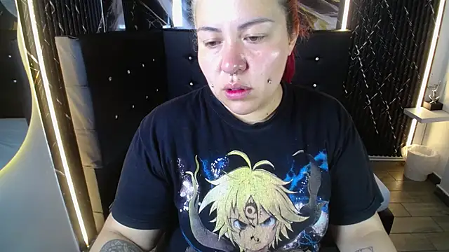 Bruja  Scarlata online show from November 2025 10:08:01 AM