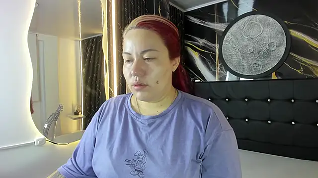Bruja  Scarlata online show from October 2025 10:16:01 AM