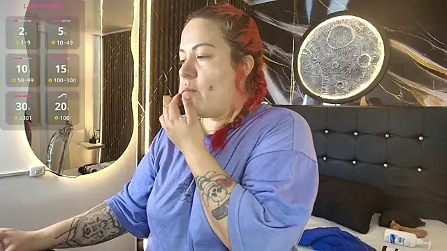 Bruja  Scarlata online show from September 2025 11:53:02 AM