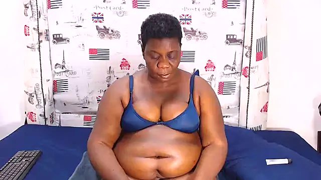 Honeybumsx32 online show from October 2025 08:19:01 PM