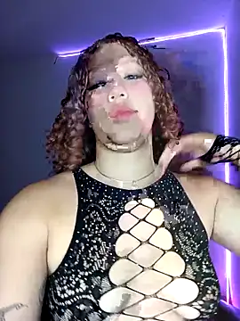 Snapshot of __elissa chatting on November 2025 04:48:02 AM elissa online show from November 2025 04:48:02 AM