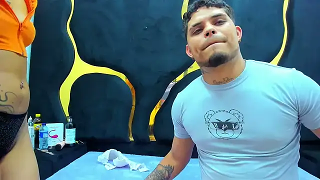 MelissaAndZeuss online show from February 2025 04:03:02 AM