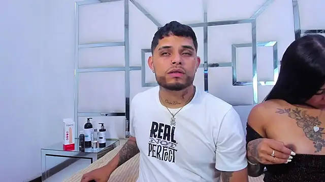 MelissaAndZeuss online show from September 2025 04:19:02 AM