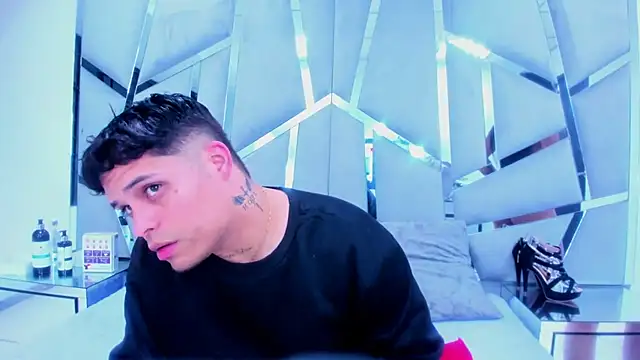 MelissaAndZeuss online show from March 2025 04:51:02 AM