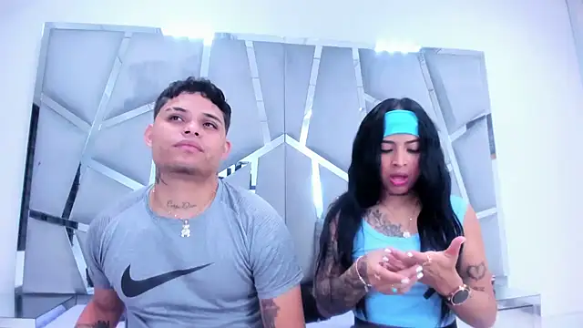 MelissaAndZeuss online show from March 2025 04:25:01 AM