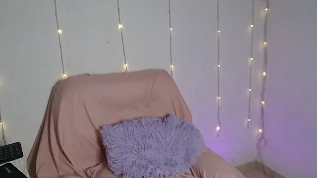 teffi smith25 online show from October 2025 11:36:02 PM