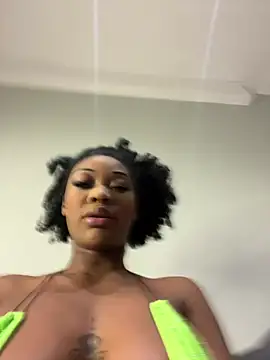 Snapshot of mmbaliii chatting on July 2026 01:10:02 AM mmbaliii online show from July 2026 01:10:02 AM