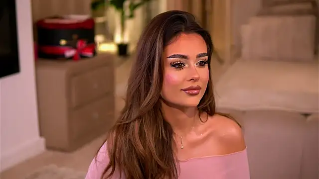 YasmineShaw online show from January 2026 01:34:01 AM