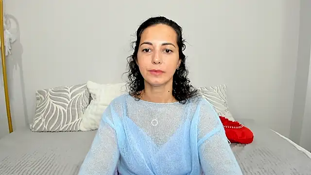 Snapshot of Linda_Insatiable chatting on June 2026 01:33:02 AM Linda Insatiable online show from June 2026 01:33:02 AM