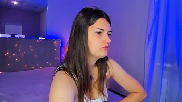 Laura Leee online show from May 2026 04:55:01 AM