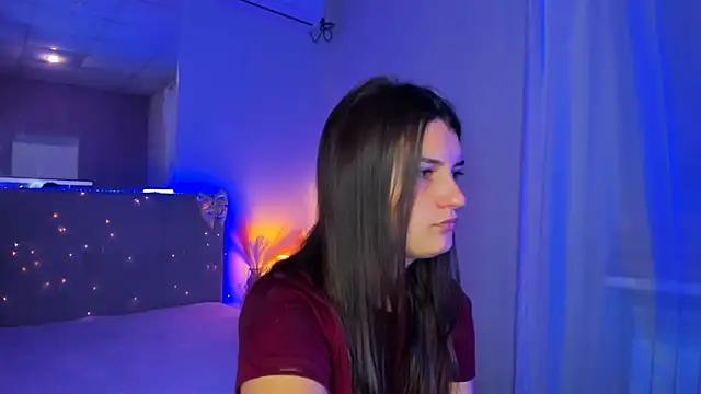 Laura Leee online show from July 2026 05:26:02 AM