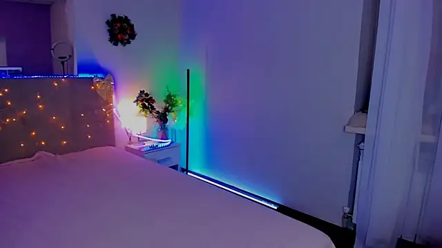 Snapshot of Laura_Leee chatting on January 2026 06:30:01 AM Laura Leee online show from January 2026 06:30:01 AM