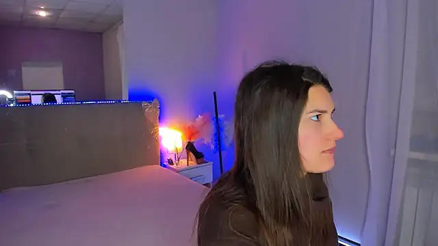 Snapshot of Laura_Leee chatting on February 2026 06:12:02 AM Laura Leee online show from February 2026 06:12:02 AM