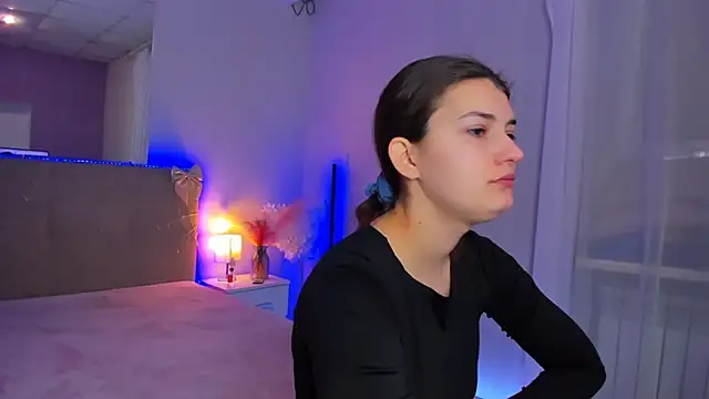 Laura Leee online show from March 2026 05:55:02 AM