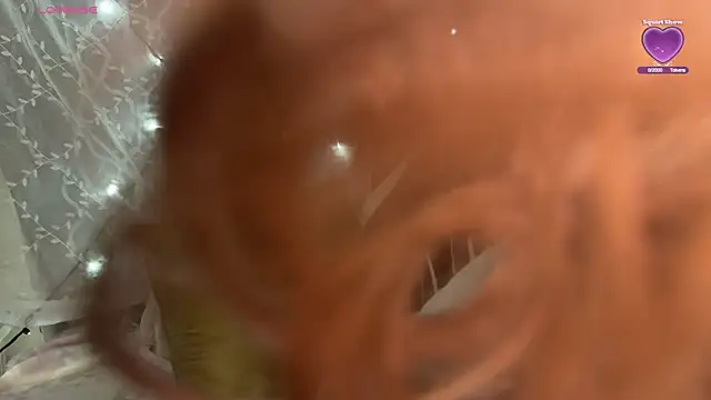 Snapshot of VeronicaRonnieTaylor chatting on October 2025 04:22:02 AM VeronicaRonnieTaylor online show from October 2025 04:22:02 AM