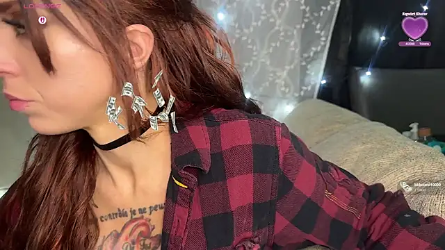 Snapshot of VeronicaRonnieTaylor chatting on November 2025 11:59:02 AM VeronicaRonnieTaylor online show from November 2025 11:59:02 AM