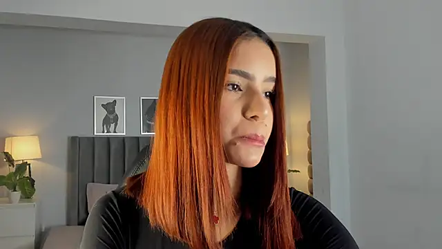 Madie  collins online show from November 2025 11:33:01 AM