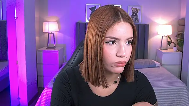 Madie  collins online show from May 2026 11:37:02 AM