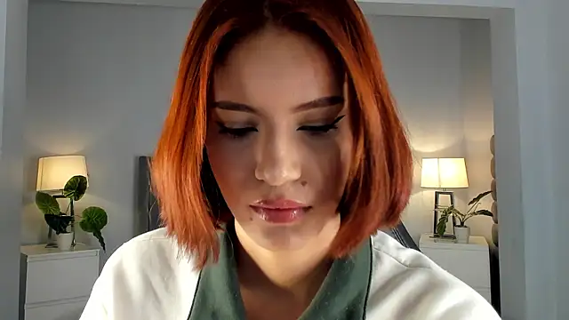 Madie  collins online show from January 2026 11:47:01 AM