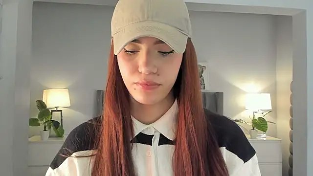 Madie  collins online show from October 2025 11:30:01 AM