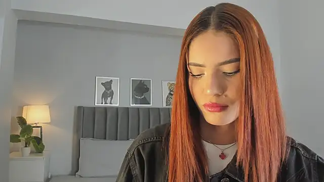 Madie  collins online show from November 2025 11:25:02 AM