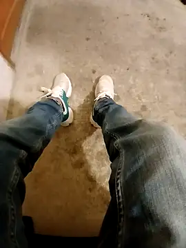 casper0303 online show from December 2025 04:10:02 PM